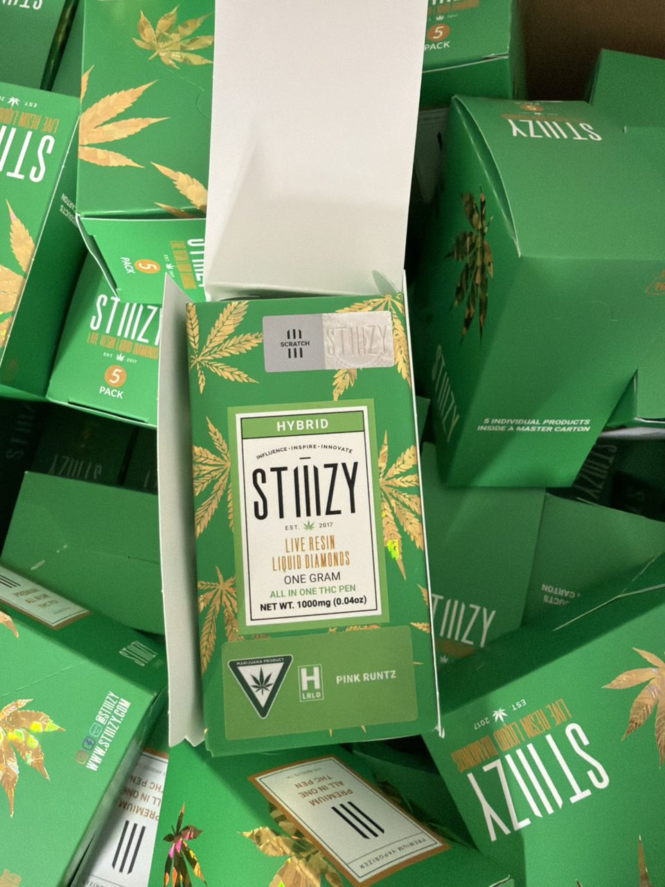 stiiizy live resin liquid diamonds disposable – pink runtz (1 gram, hybrid) stiiizy live resin liquid diamonds disposable – pink runtz (1 gram, hybrid)